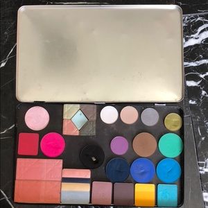Magnetic makeup forever custom palette